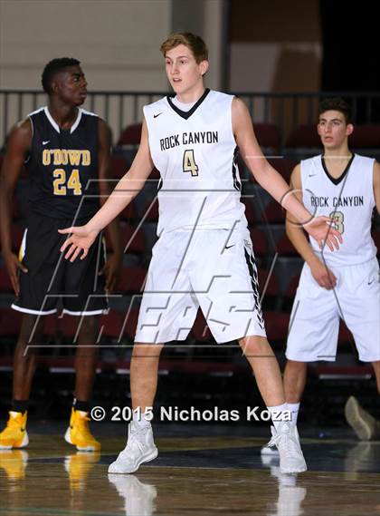 Thumbnail 2 in Rock Canyon vs. Bishop O'Dowd (Tarkanian Classic) photogallery.