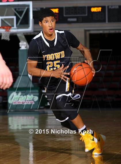 Thumbnail 2 in Rock Canyon vs. Bishop O'Dowd (Tarkanian Classic) photogallery.