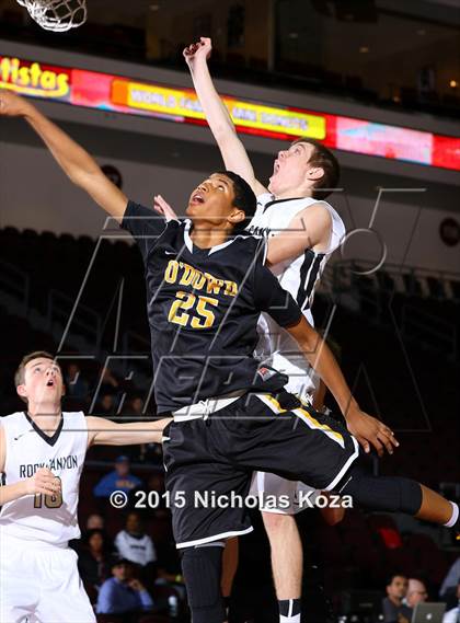 Thumbnail 2 in Rock Canyon vs. Bishop O'Dowd (Tarkanian Classic) photogallery.