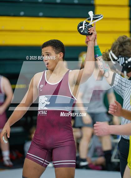 Thumbnail 3 in Perry vs. Central (GHSA 4A Dual Quarterfinal)  photogallery.