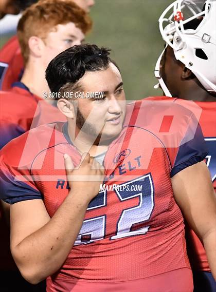 Thumbnail 2 in Roosevelt [Theodore] vs MacArthur [Douglas] photogallery.