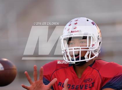Thumbnail 2 in Roosevelt [Theodore] vs MacArthur [Douglas] photogallery.