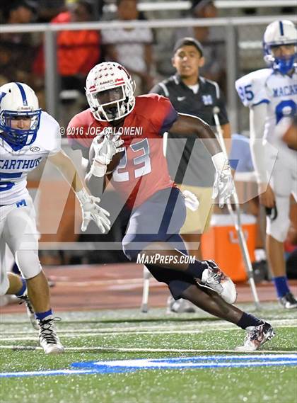 Thumbnail 2 in Roosevelt [Theodore] vs MacArthur [Douglas] photogallery.