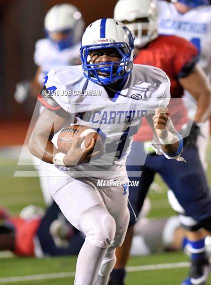 Thumbnail 3 in Roosevelt [Theodore] vs MacArthur [Douglas] photogallery.