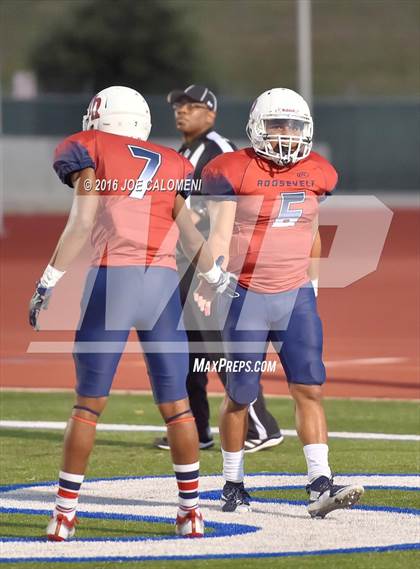 Thumbnail 2 in Roosevelt [Theodore] vs MacArthur [Douglas] photogallery.