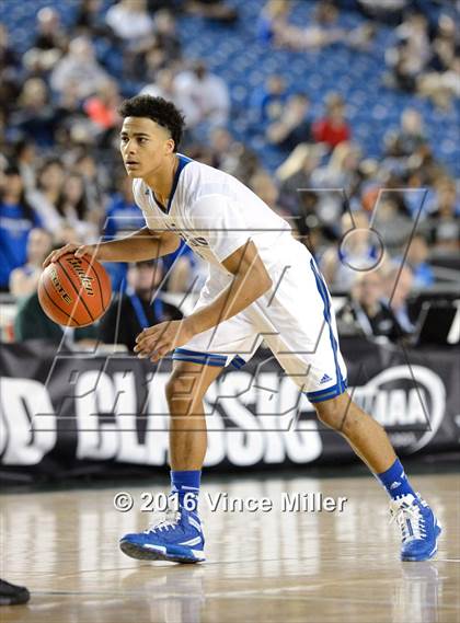 Thumbnail 3 in Federal Way vs Kentwood (WIAA 4A Final)  photogallery.