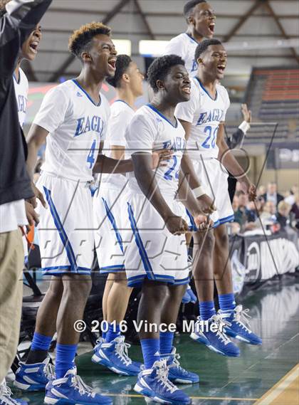 Thumbnail 2 in Federal Way vs Kentwood (WIAA 4A Final)  photogallery.