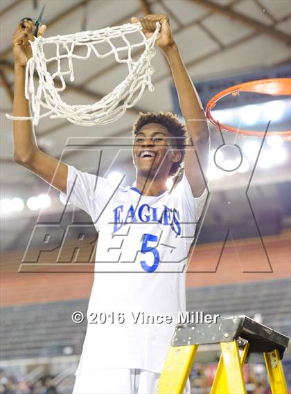 Thumbnail 2 in Federal Way vs Kentwood (WIAA 4A Final)  photogallery.