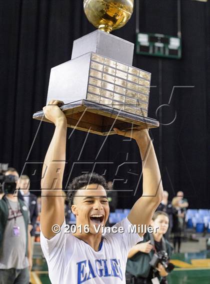 Thumbnail 1 in Federal Way vs Kentwood (WIAA 4A Final)  photogallery.