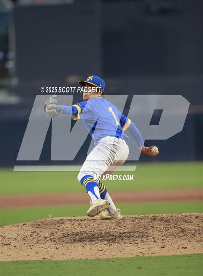 Thumbnail 2 in CIF SDS All-Star Game photogallery.