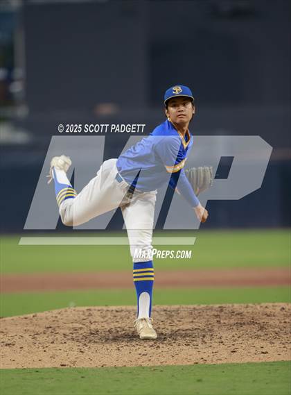 Thumbnail 1 in CIF SDS All-Star Game photogallery.