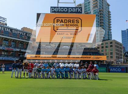 Thumbnail 2 in CIF SDS All-Star Game photogallery.