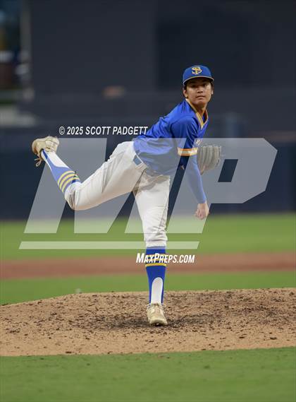 Thumbnail 3 in CIF SDS All-Star Game photogallery.
