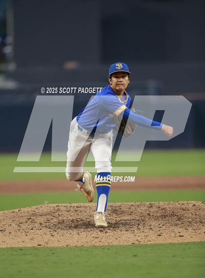 Thumbnail 1 in CIF SDS All-Star Game photogallery.