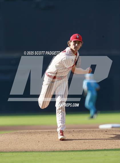Thumbnail 1 in CIF SDS All-Star Game photogallery.