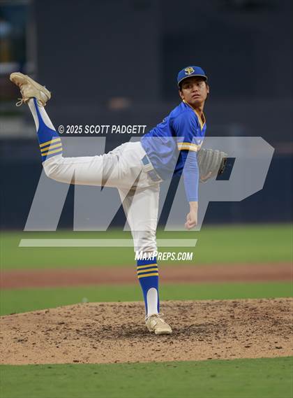 Thumbnail 1 in CIF SDS All-Star Game photogallery.