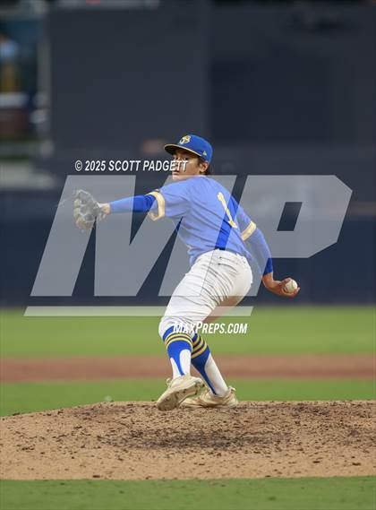 Thumbnail 2 in CIF SDS All-Star Game photogallery.