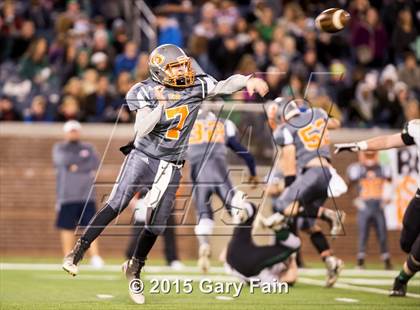 Thumbnail 3 in Notre Dame vs East Rdige (TSSAA 3A Region 3 3rd Round) photogallery.