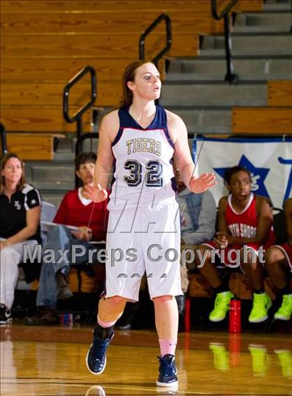 Thumbnail 3 in Klein Collins vs. North Shore (McDonald's Texas Invitational) photogallery.
