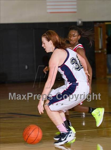 Thumbnail 3 in Klein Collins vs. North Shore (McDonald's Texas Invitational) photogallery.
