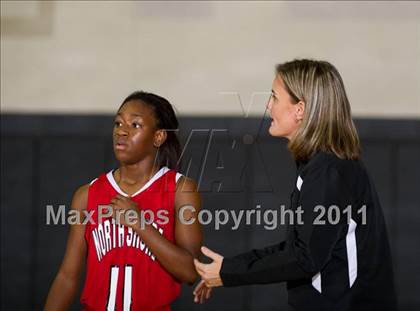 Thumbnail 2 in Klein Collins vs. North Shore (McDonald's Texas Invitational) photogallery.