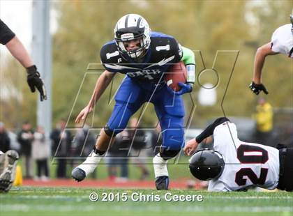 Thumbnail 2 in Le Roy vs. Haverling (Section 5 Class C Semifinal) photogallery.