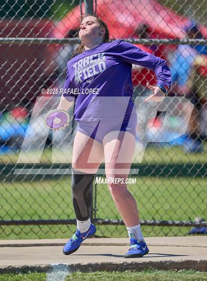 Thumbnail 3 in Dog Pound Invitational (Discus) photogallery.