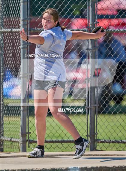Thumbnail 2 in Dog Pound Invitational (Discus) photogallery.