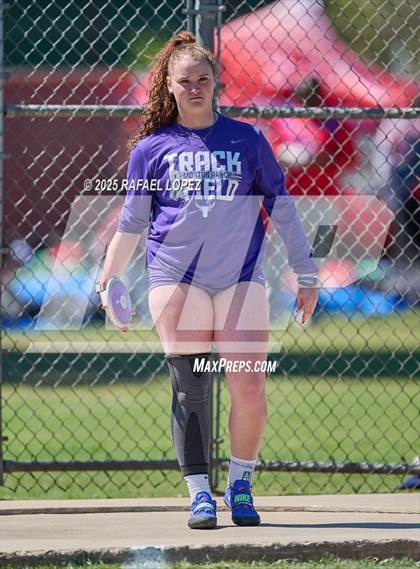 Thumbnail 1 in Dog Pound Invitational (Discus) photogallery.