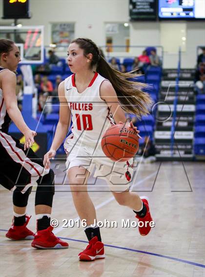 Thumbnail 1 in Denver City vs. Shallowater (UIL 3A Regional Quarterfinal) photogallery.