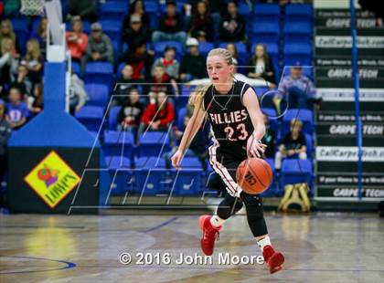 Thumbnail 1 in Denver City vs. Shallowater (UIL 3A Regional Quarterfinal) photogallery.