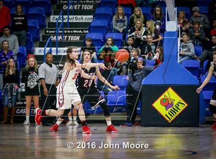 Thumbnail 2 in Denver City vs. Shallowater (UIL 3A Regional Quarterfinal) photogallery.