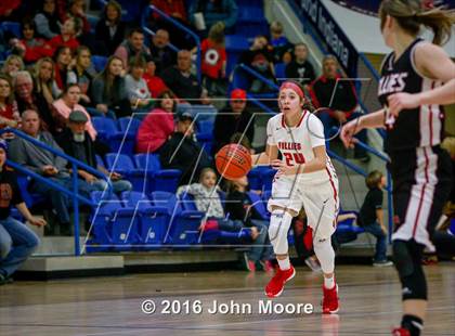 Thumbnail 3 in Denver City vs. Shallowater (UIL 3A Regional Quarterfinal) photogallery.