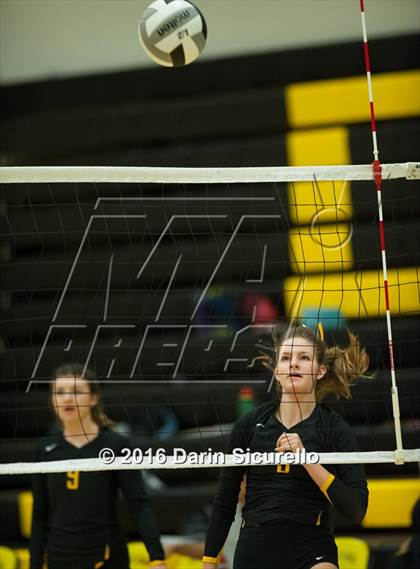 Thumbnail 3 in Seton Catholic @ Saguaro photogallery.