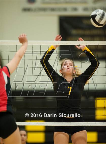 Thumbnail 3 in Seton Catholic @ Saguaro photogallery.