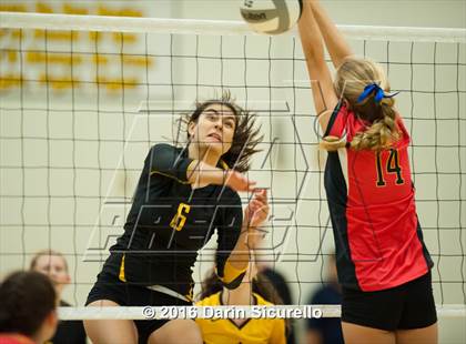 Thumbnail 3 in Seton Catholic @ Saguaro photogallery.