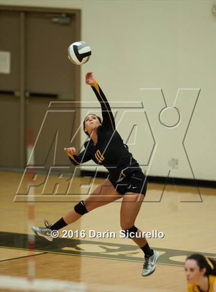 Thumbnail 1 in Seton Catholic @ Saguaro photogallery.