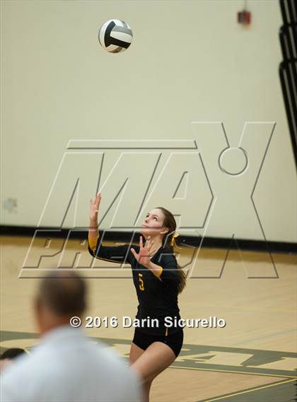 Thumbnail 2 in Seton Catholic @ Saguaro photogallery.