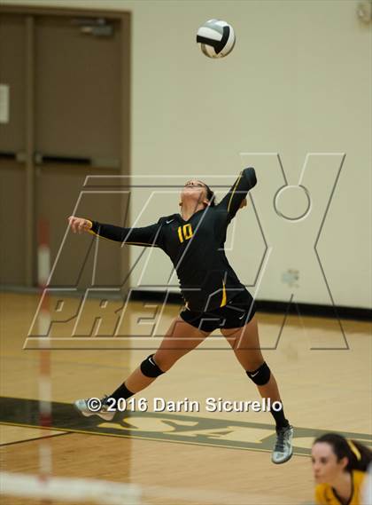 Thumbnail 3 in Seton Catholic @ Saguaro photogallery.