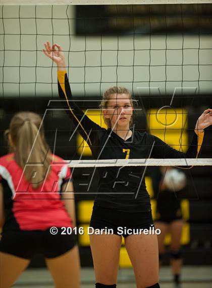 Thumbnail 3 in Seton Catholic @ Saguaro photogallery.