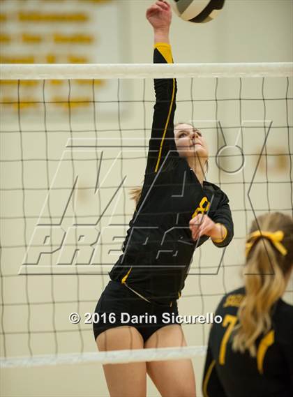 Thumbnail 3 in Seton Catholic @ Saguaro photogallery.