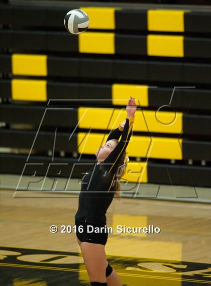 Thumbnail 3 in Seton Catholic @ Saguaro photogallery.
