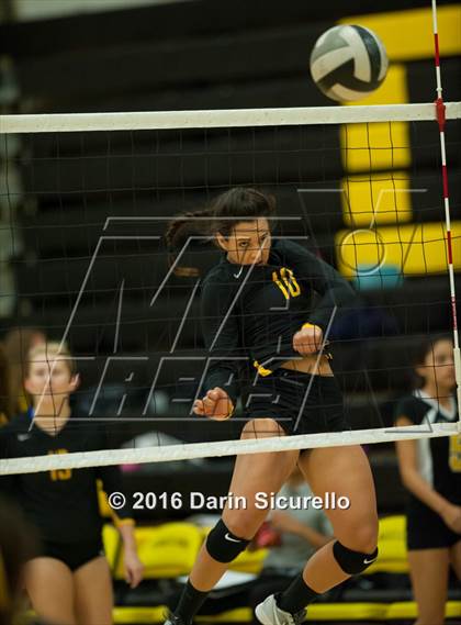 Thumbnail 2 in Seton Catholic @ Saguaro photogallery.