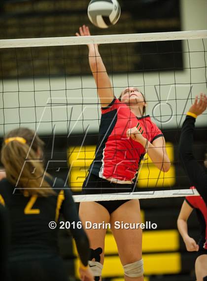 Thumbnail 1 in Seton Catholic @ Saguaro photogallery.