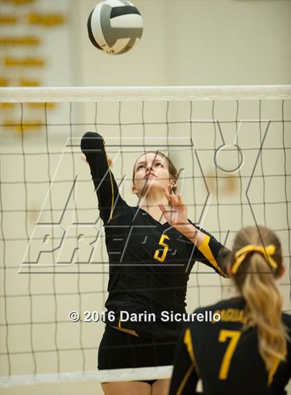 Thumbnail 2 in Seton Catholic @ Saguaro photogallery.