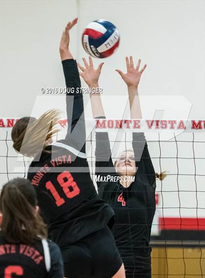 Thumbnail 2 in Redwood vs. Monte Vista (CIF-NCS Division 1 Final) photogallery.