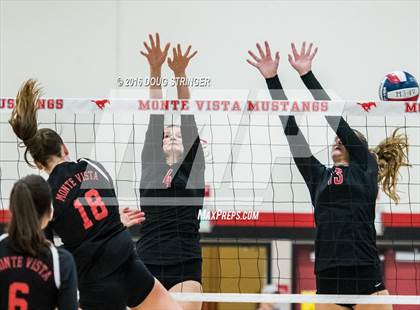 Thumbnail 3 in Redwood vs. Monte Vista (CIF-NCS Division 1 Final) photogallery.