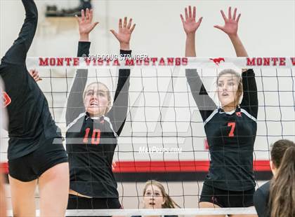 Thumbnail 2 in Redwood vs. Monte Vista (CIF-NCS Division 1 Final) photogallery.