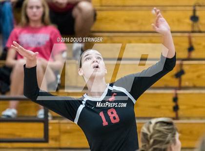 Thumbnail 1 in Redwood vs. Monte Vista (CIF-NCS Division 1 Final) photogallery.