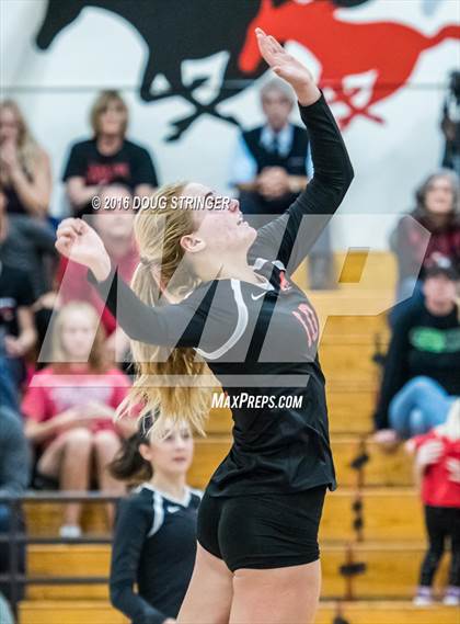 Thumbnail 2 in Redwood vs. Monte Vista (CIF-NCS Division 1 Final) photogallery.
